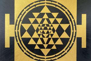 Shri Yantra Gold