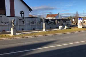 Platz der Arbeit, Neutal